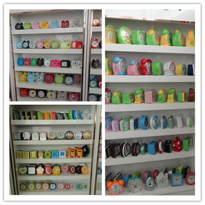 鐘表廠家直銷4寸金屬打鈴鬧鐘與卡通懶人鬧鐘批發介紹